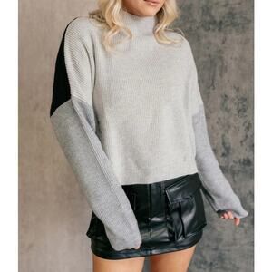 Le Lis Colorblock Dropped Shoulder Knit Pullover Mock Neck Sweater Gray Black S